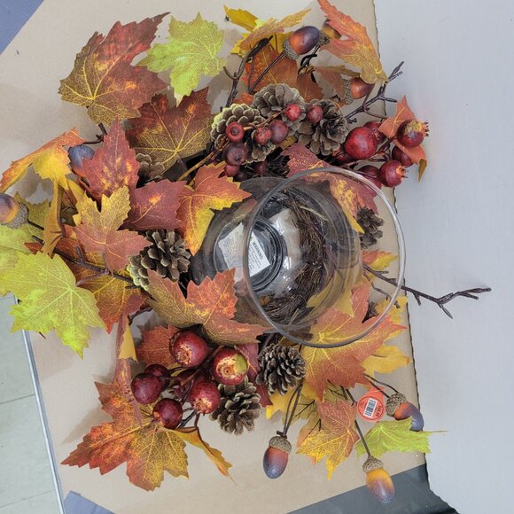 Fall faux leaf berry twigs flower harvest twig ring candle holder table decor - Picture 5 of 5